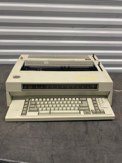 IBM Lexmark Wheel Writer 10 Series II Electronic Typewriter 6783