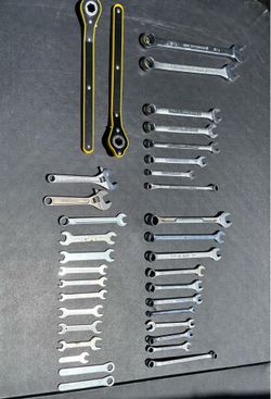 Craftsman & Assorted Wrench Lot - Combination, Ratcheting & Adjustable Wrenches