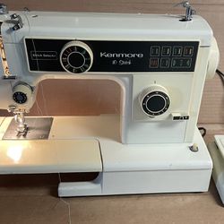  Kenmore 10 Stitch Sewing Machine With Foot Pedal 