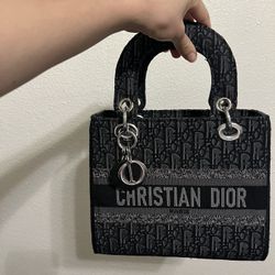 Handbag