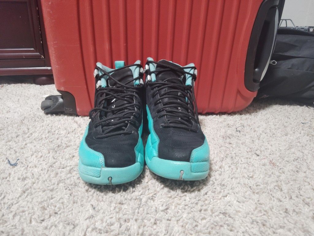 Jordan 12 Retro Gumma Blue