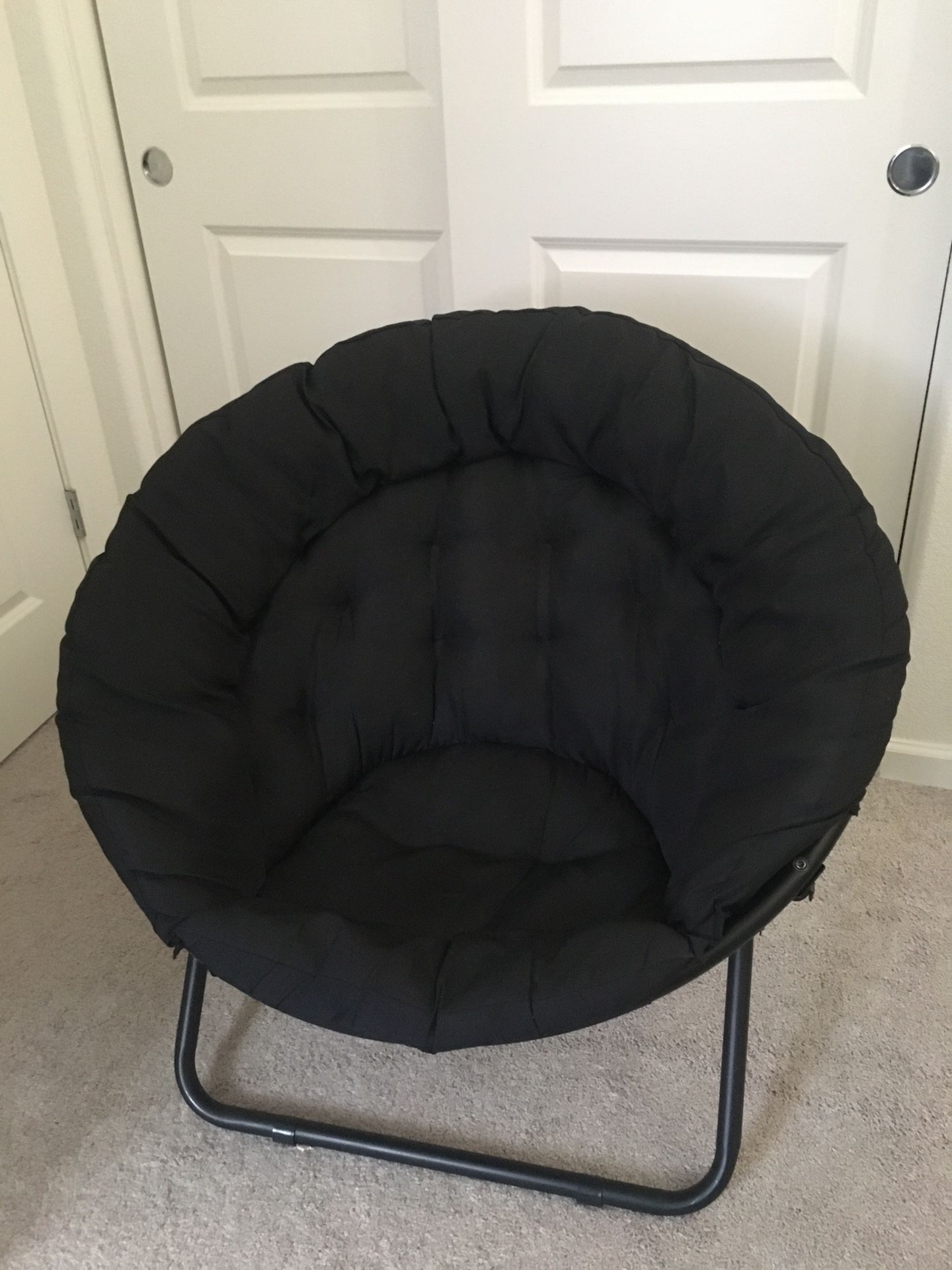Saucer Chair