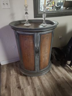Wine Cabinet 
