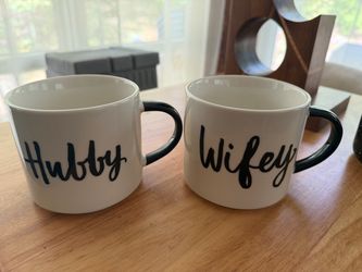 Hubby & Wifey coffee mugs