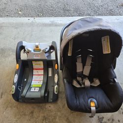 Chicco KeyFit 30 Infant Car Seat and Base