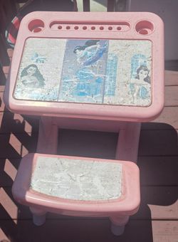 Princess table & chair