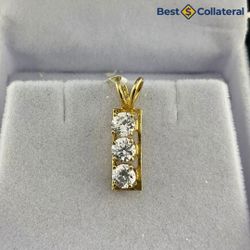 Stone Pendant in 14k Gold