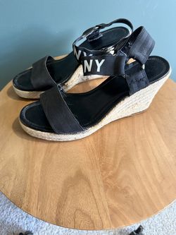 DKNY Wedge Espadrille Sandals Size 9