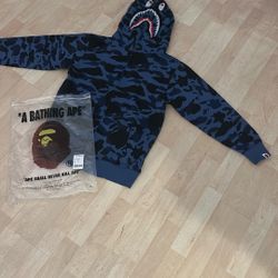 bape hoodie