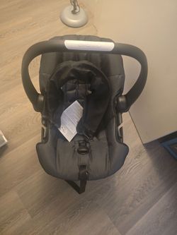 New evenflo infant carseat