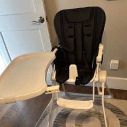 Joovy High chair