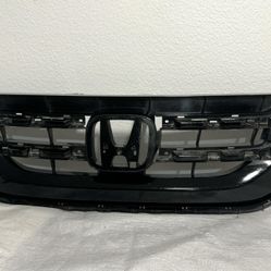 2014 - 2017 HONDA ODYSSEY FRONT GRILLE OEM