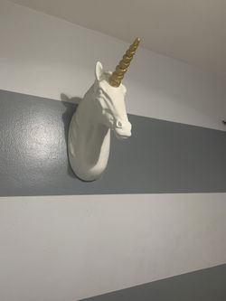 Unicorn Head for little girls room
