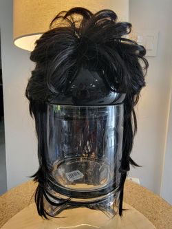 Kaneles men's mullet wig (70s and 80s style), black with voluminous layers and bangs. Accessory for costume parties and cosplay. 100% high-temperature