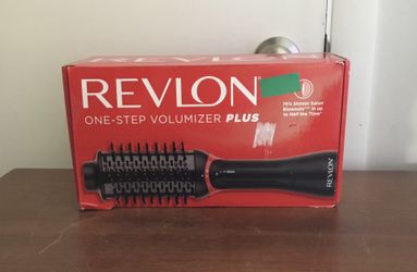 Revlon One Step Volumizer Plus Hot Air Brush