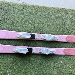 Rossignol 116cm Girls Skis With Look Bindings!