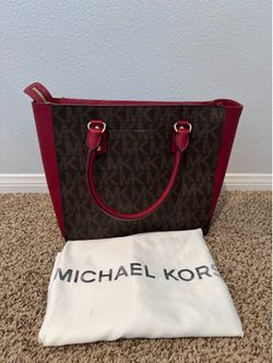 BRAND NEW Michael Kors Signature Logo Satchel
