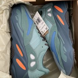 Yeezy Boost 700 (Azure) - Size 9.5