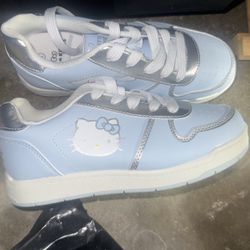 Hello kitty Shoes