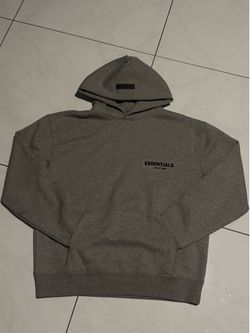 Medium essential hoodie throw offers