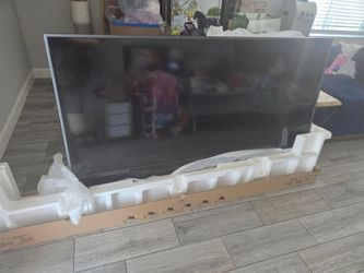 65 inch Samsung Smart TV