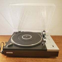 Pioneer PL 510A Direct Drive Turntable Wood Veneer  Good Quality Shure M91ED Cartridge And  Stylus 