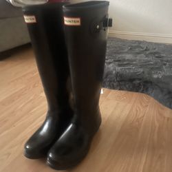  Rain Boots 