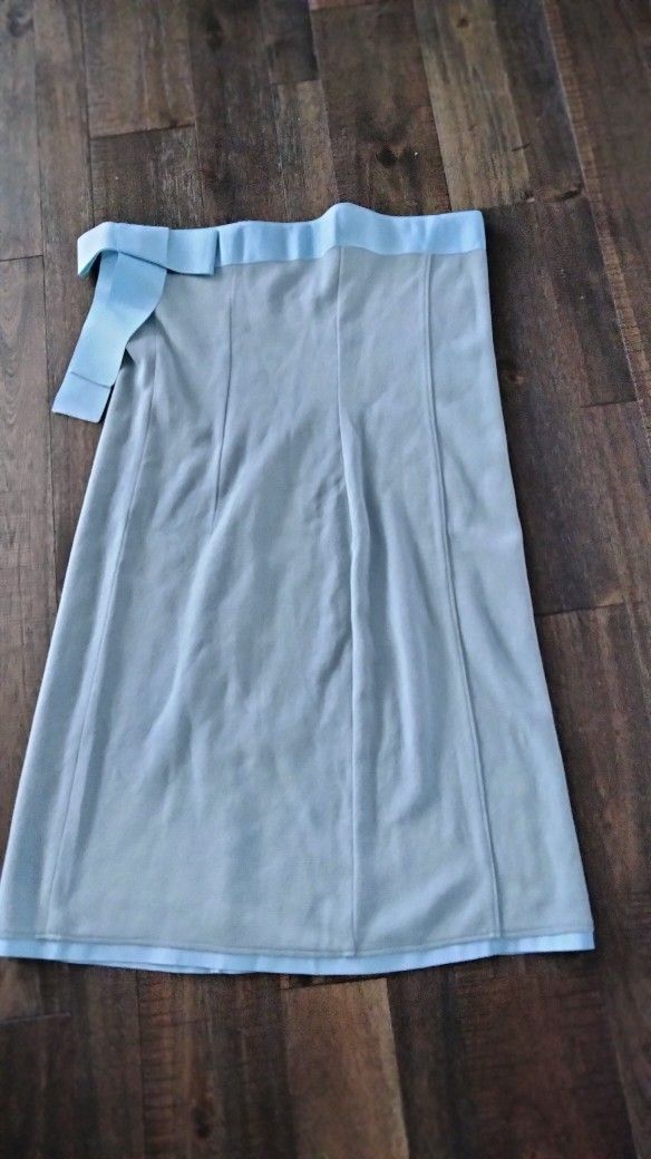 Ladies Size 10 Wetpaint dress