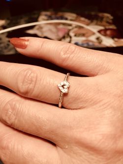 Silver ring with zirconia stones