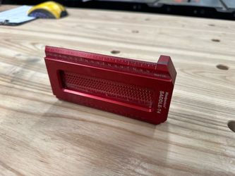 Woodpecker saddle square