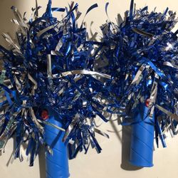 Kids Small Battery Operated Pom Poms 