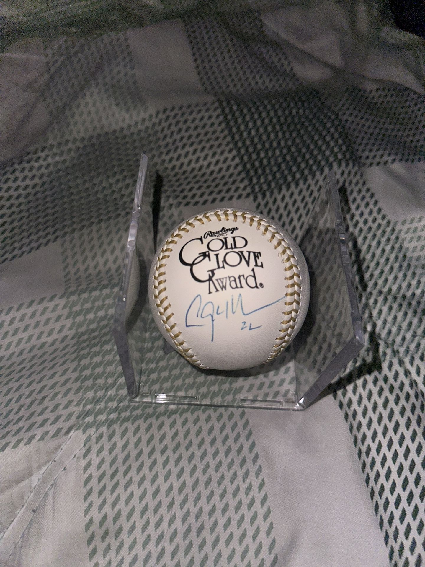 Clayton Kershaw Gold Glove Baseball PSA/dna Authenticated Los Angeles Dodgers Hall Of Fame