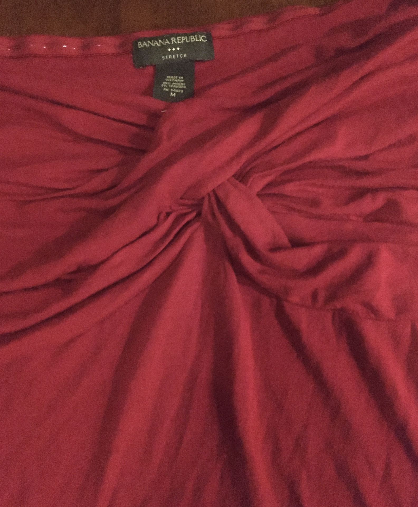 Banana Republic Sleeveless Shirt Medium. Like New