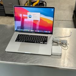 Apple MacBook Pro