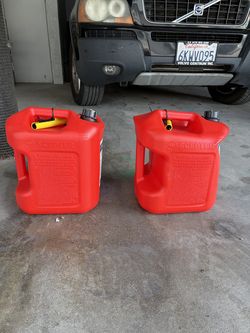 NEW Scepter 5 Gallon Gas Cans, Never Used, Tags On, Buy 1 or Both