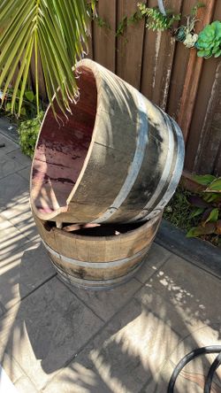 Wine barrel Planters
