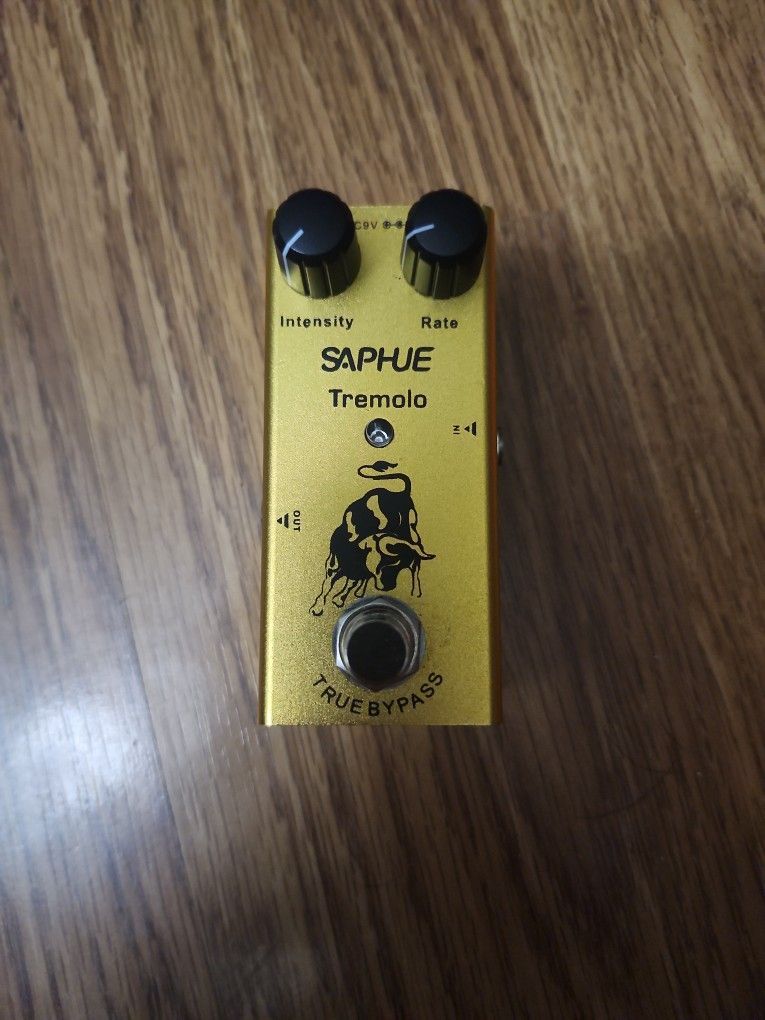 SAPHUE tremolo True Bypass Pedal.