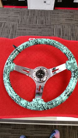 Brand new AVENUE Steering wheel, graffiti