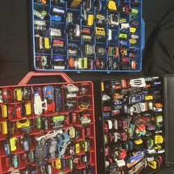 Huge Hot Wheels Toy Car Lot Approx 300 Cars with Cases Collection Resale