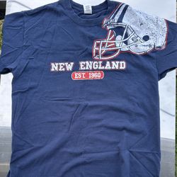 New England Patriots- Tshirt - Short Sleeve - Lrg