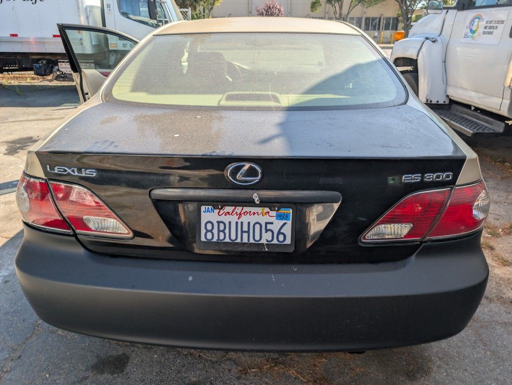 Lexus Es300