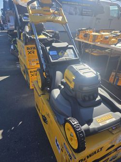 Dewalt Flexvolt 21" 60max RWD self -propelled Mower