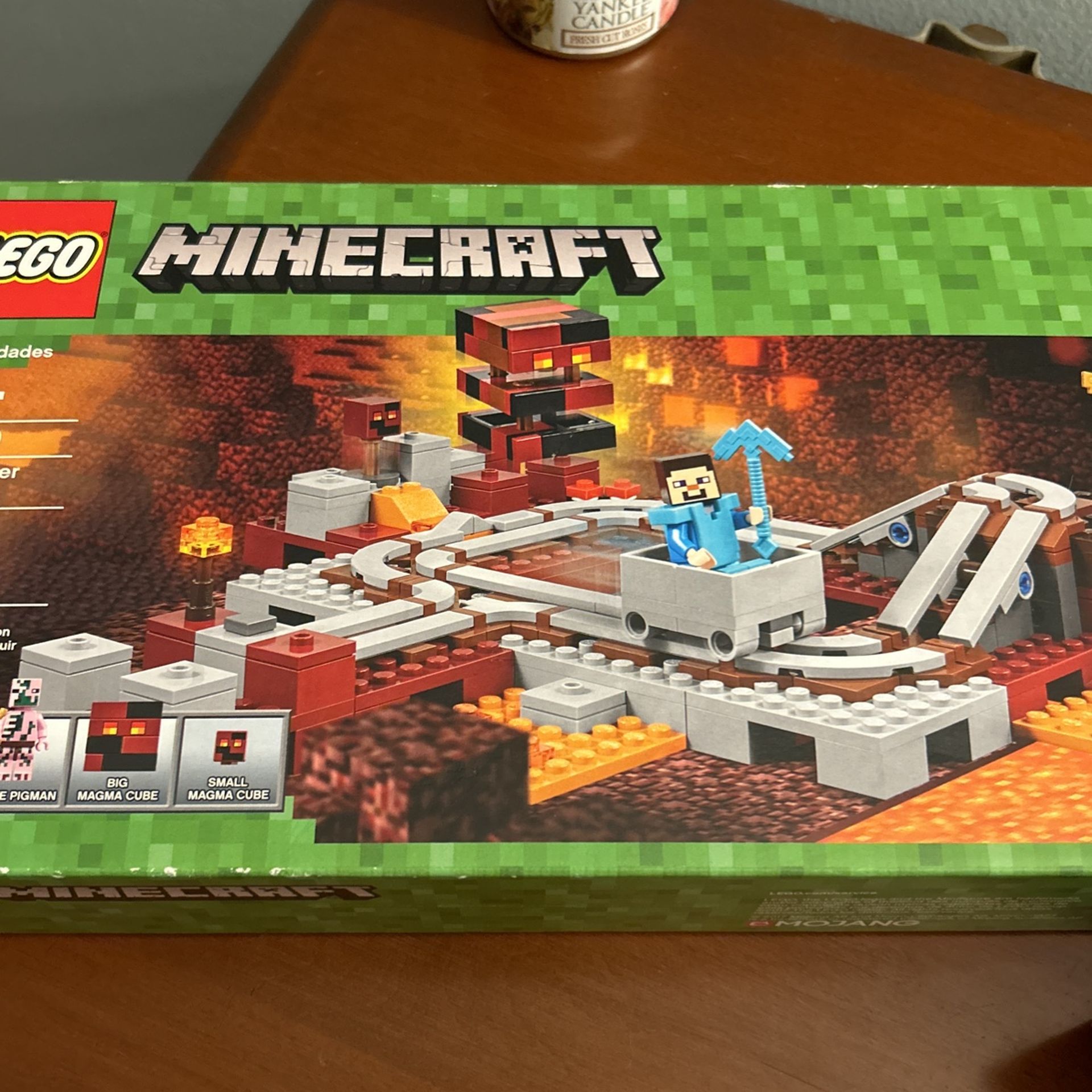 Lego Minecraft 21130 for Sale in Cheshire, CT - OfferUp