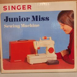 Singer Junior Miss Sewing Machine