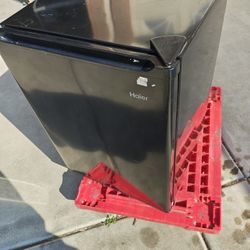 Hair Mini Fridge Shop Fridge No Longer Needed 65 Firm 