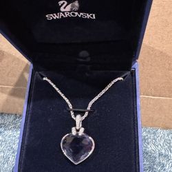 Swarovski Oceanic Pendant Blue Tanzanite