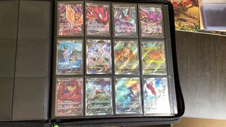 Entire Pokémon collection READ DESCRIPTION