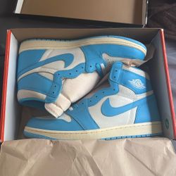 Deadstock UNC Jordan 1’s 