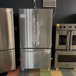 New Kitchen Aid Counter Depth Bottom Freezer Refrigerator‼️‼️