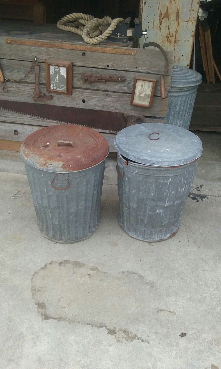 Old galvanized metal 20 gallon trash can